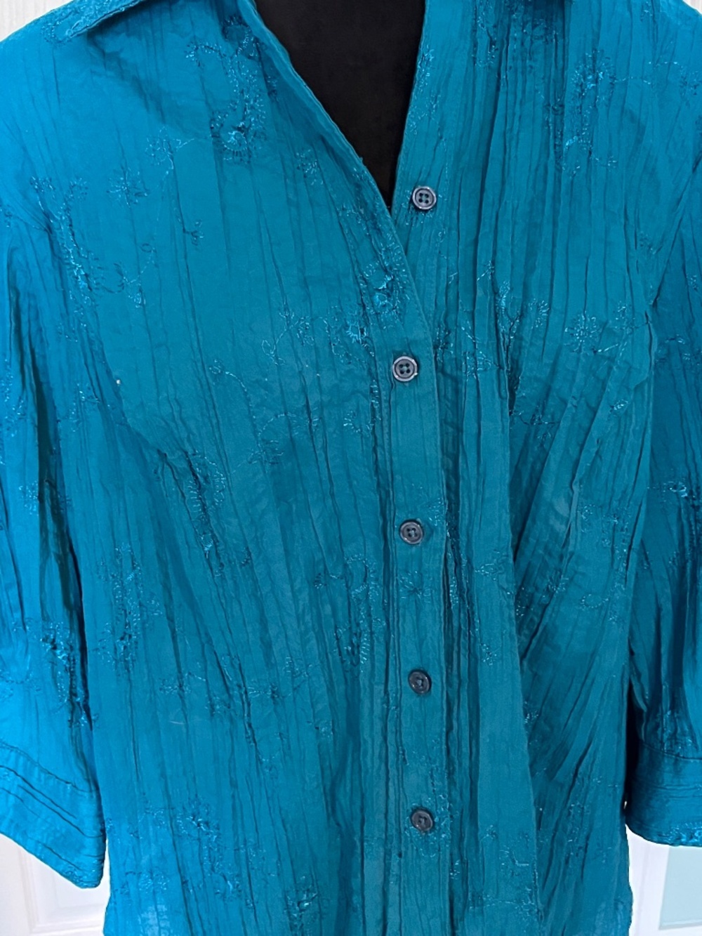 CJ Banks Bright Teal 3/4 Sleeve Shimmer Button Front Blouse 1X - Picture 5 of 11
